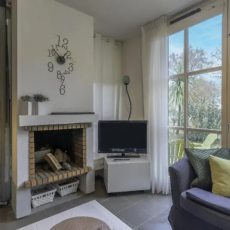 Prázdninový dům La Maison Du Domaine *